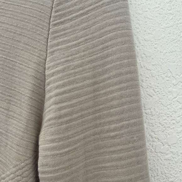 Calvin Klein Knit Pullover - Picture 4 of 12